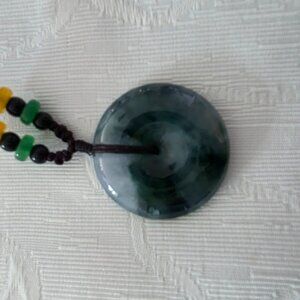 High-Quality Jade Necklace – Classic & Sophisticated